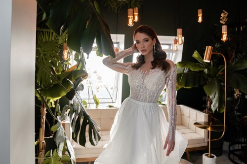https://elisebride.ro/images/stories/virtuemart/product/LOLA             (2).jpg